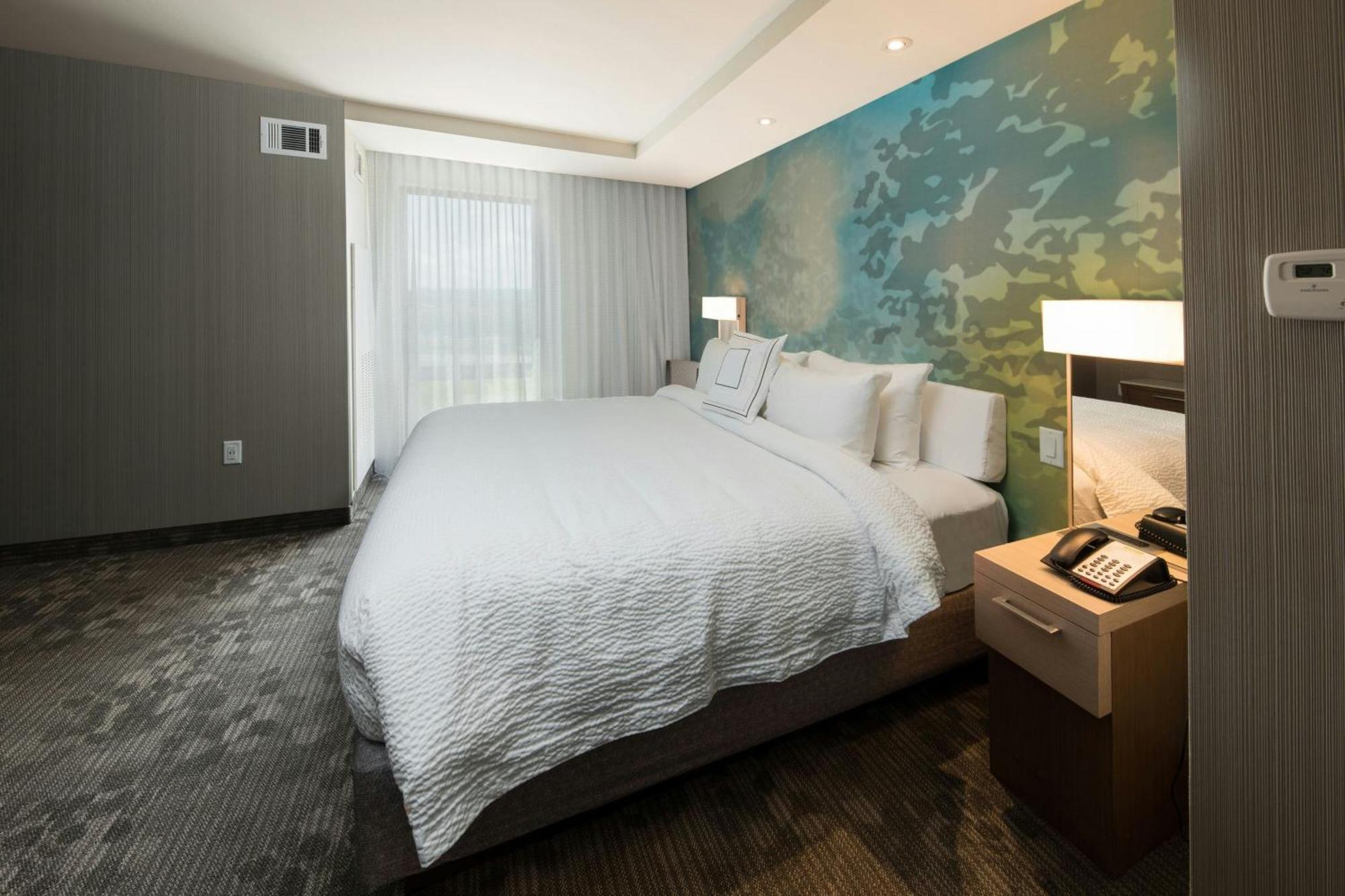 Courtyard By Marriott Russellville Exteriör bild