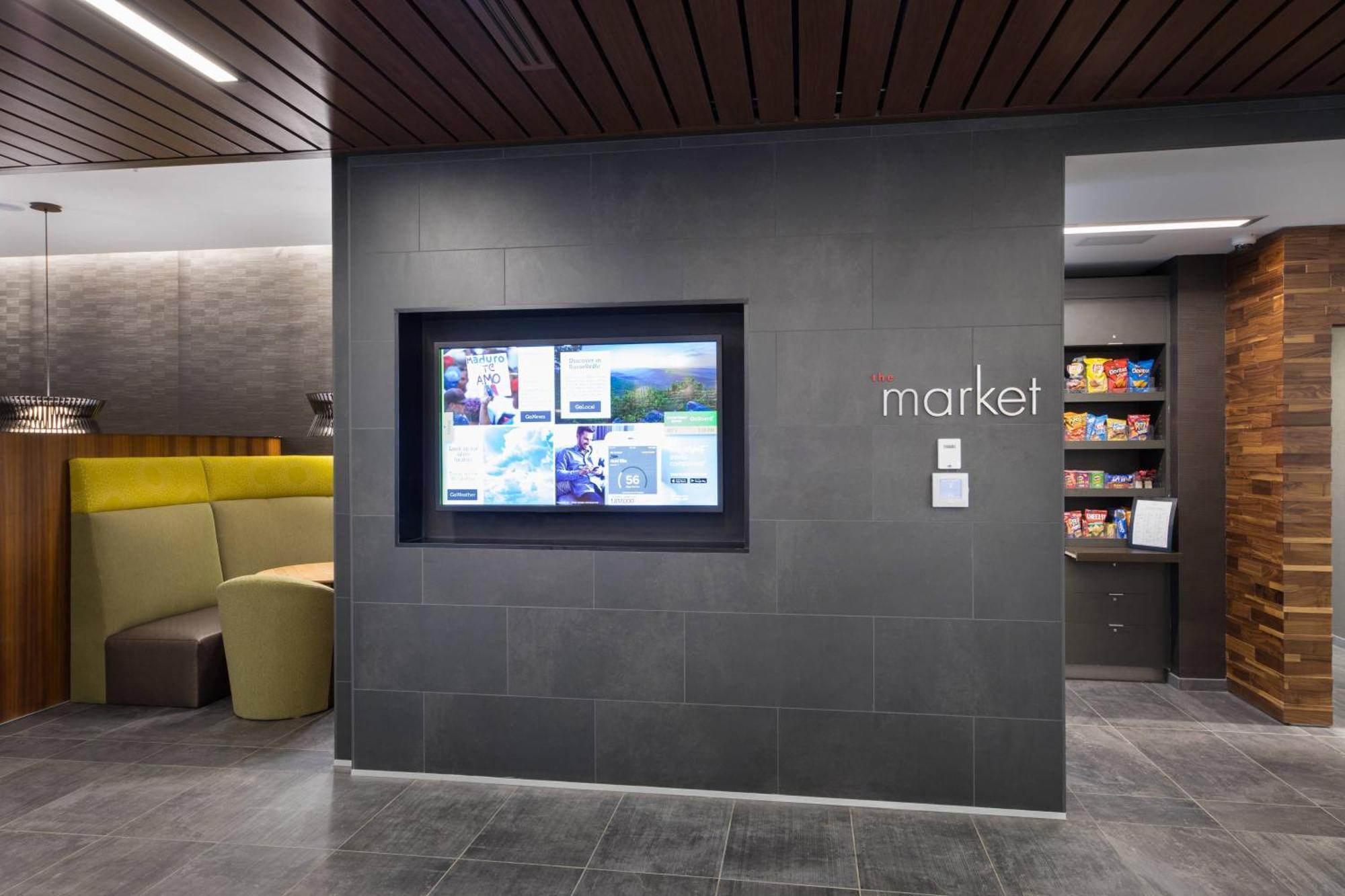 Courtyard By Marriott Russellville Exteriör bild