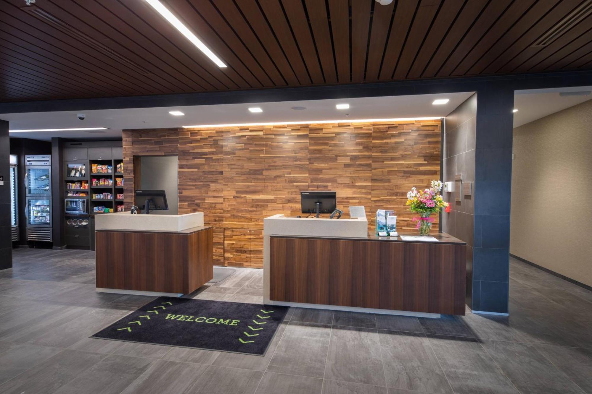 Courtyard By Marriott Russellville Exteriör bild